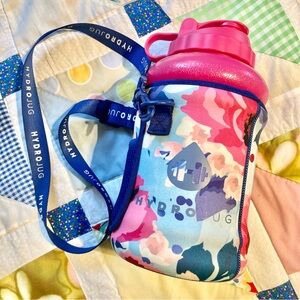Hydrojug Floral Sleeve with Pink Jug